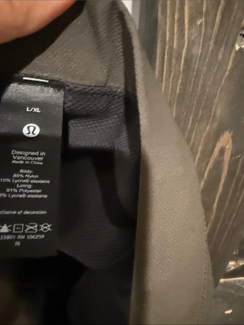 lululemon athletica sleek black